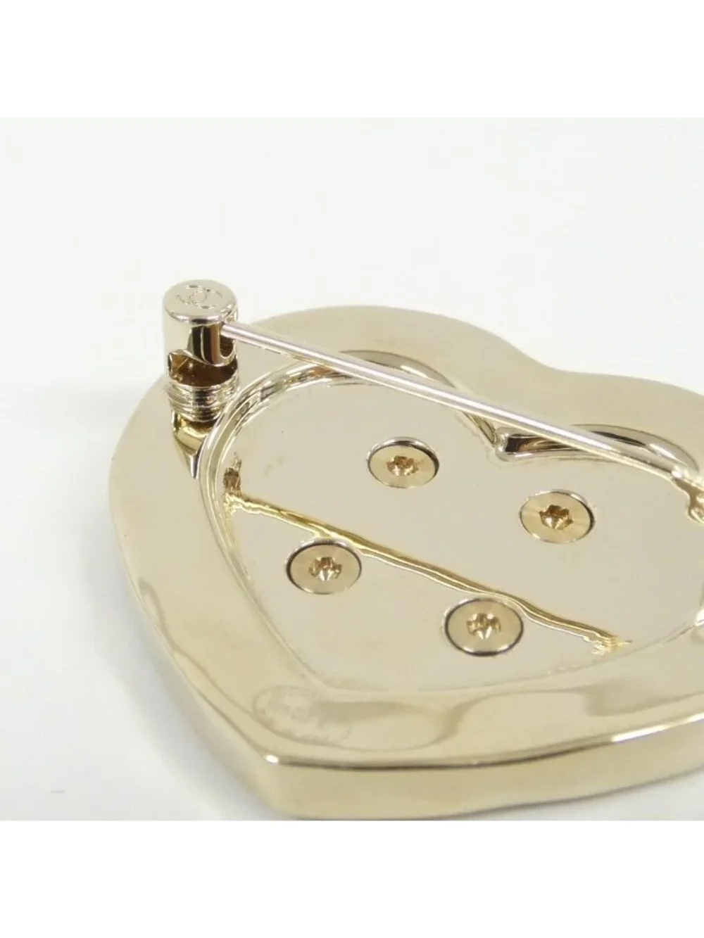 Chanel Brooch Gold